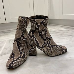 STEVE MADDEN BOOTIES